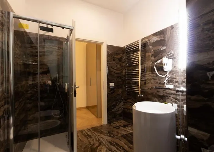 Bed and breakfast Dario - Via Del Colosseo Roma